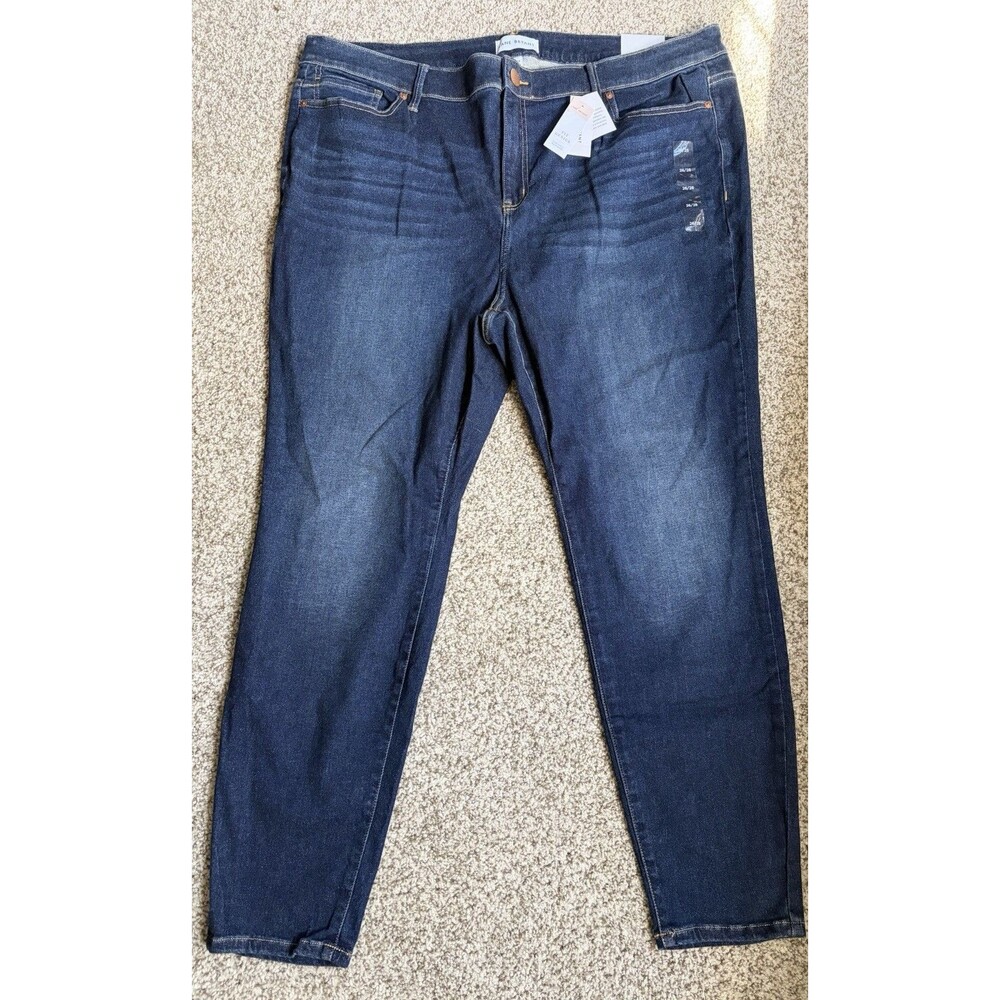 Women's Lane Bryant Medium Wash Jeans, Size 26/28, NWT